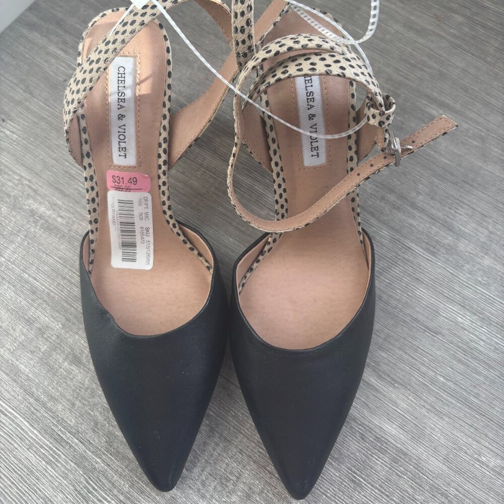 NWT - Chelsea and Violet Slingback Heel